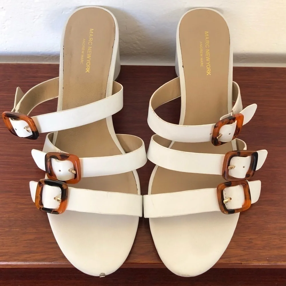 andrew Marc New York Heidi White Slip On Sandals - Picture 4 of 7